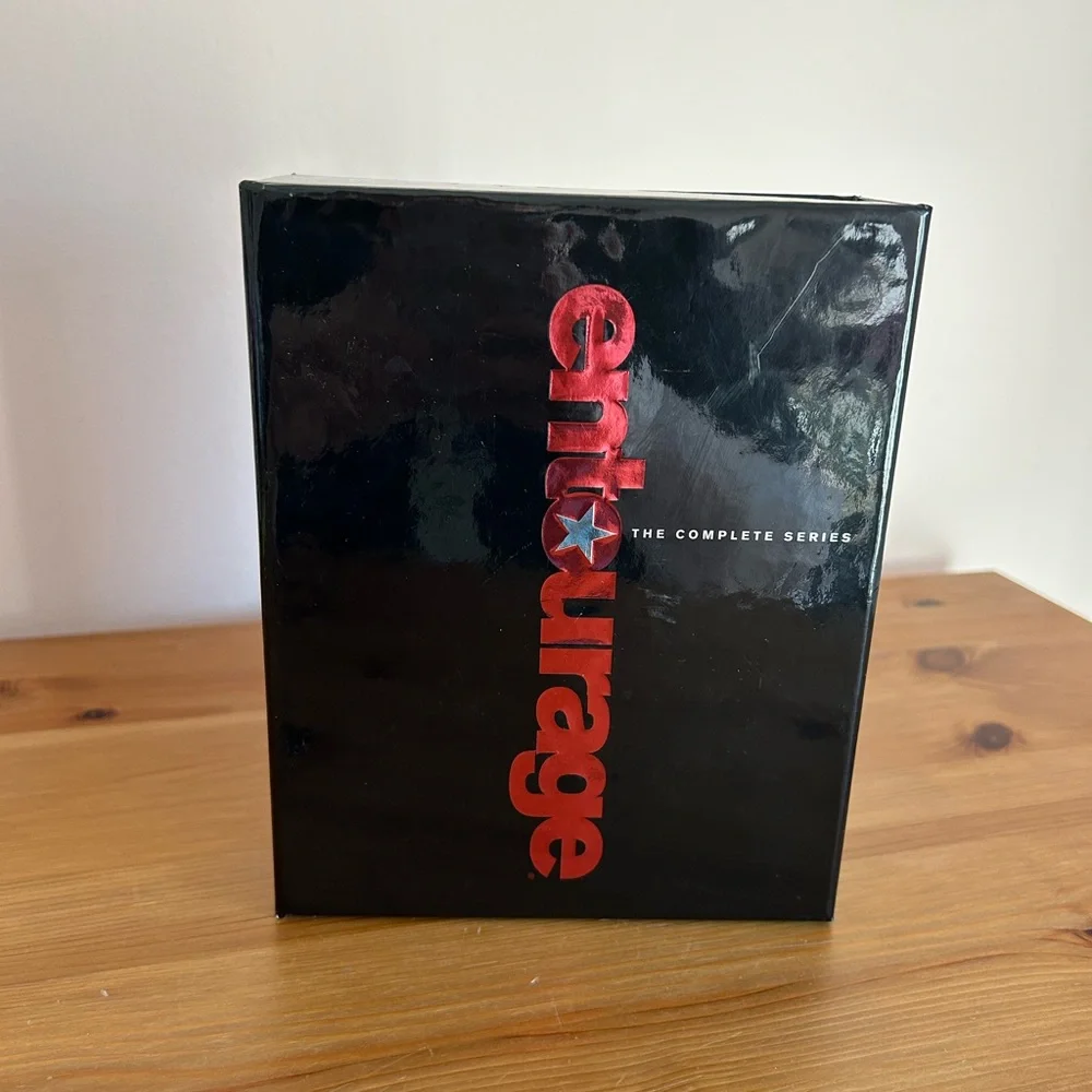 Entourage Series DVD Collection - Picture 13 of 14